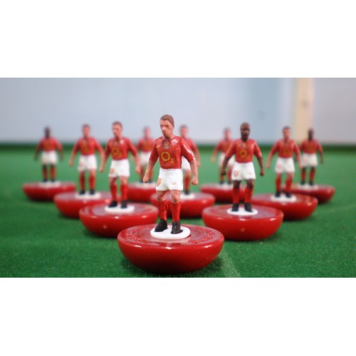 Subbuteo Andrew Table Soccer Arsenal away kit  2005-2006 on Classic Hasbro bases